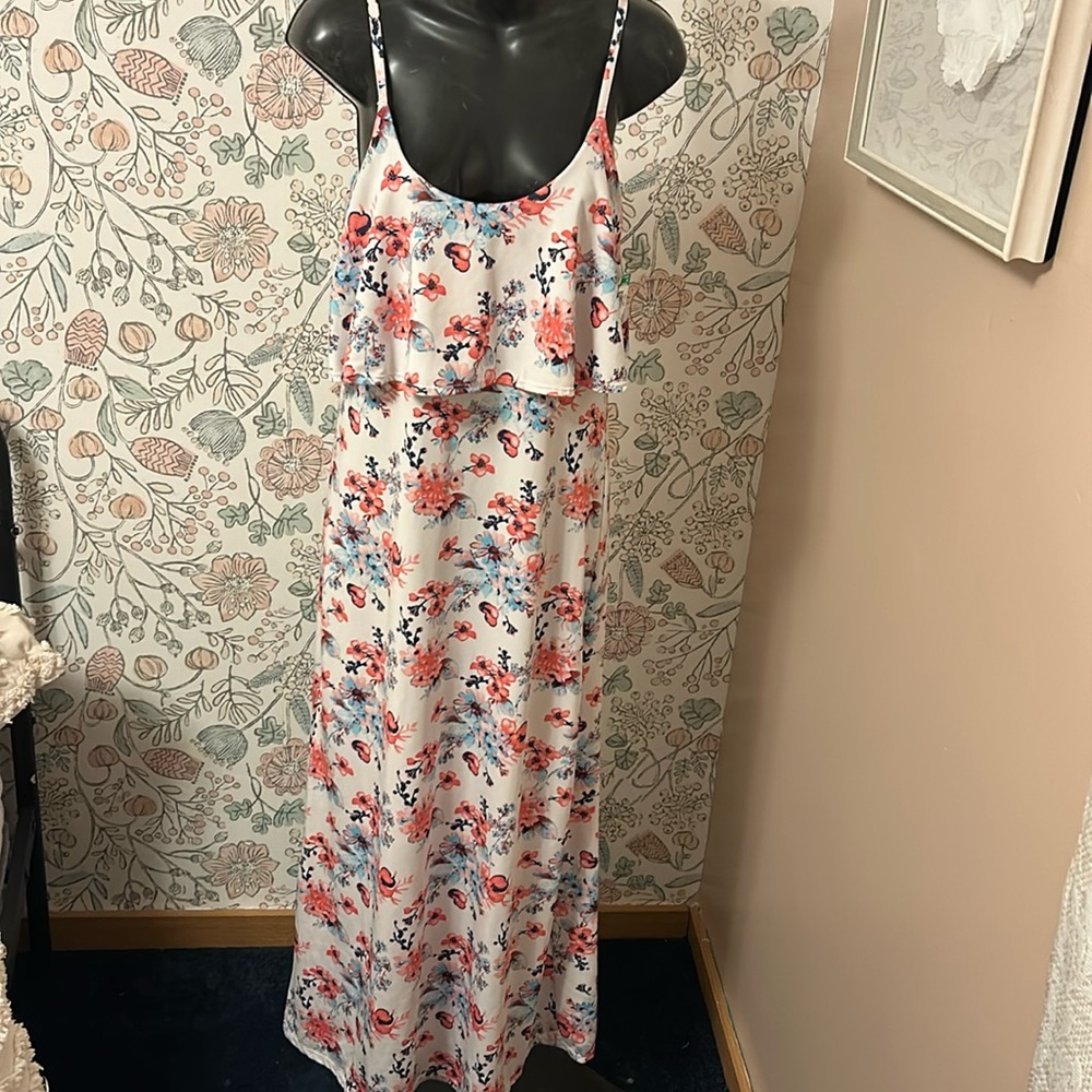 Coco Dress Floral V-neck Maxi Layered Dress Sz M/L